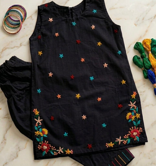 Handwork Kameez & Trousers